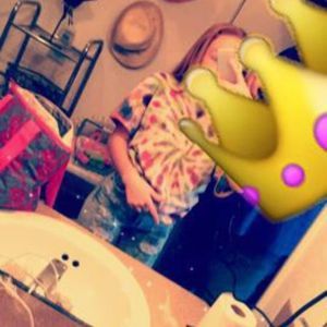 Meet your Posher, Jj